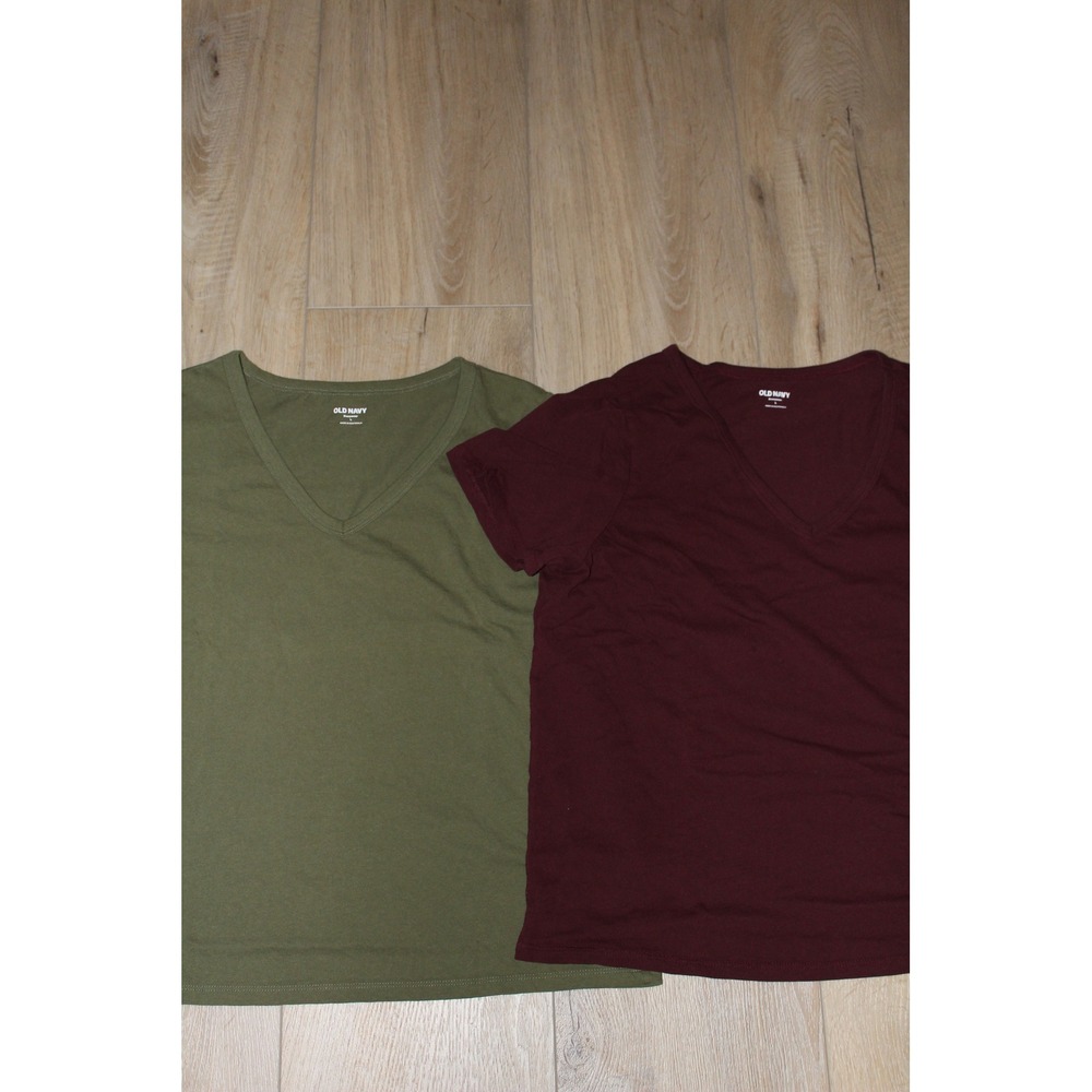 Old‎ Navy Everywear V-Neck T-Shirt Bundle Women's Large Olive Green Burgundy 2pk